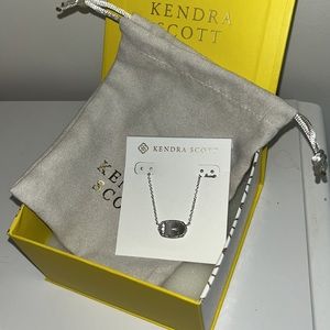 NWT Elisa Kendra Scott necklace